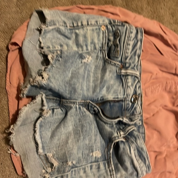 These are really comfortable shorts just don’t fit no more - Picture 2 of 2